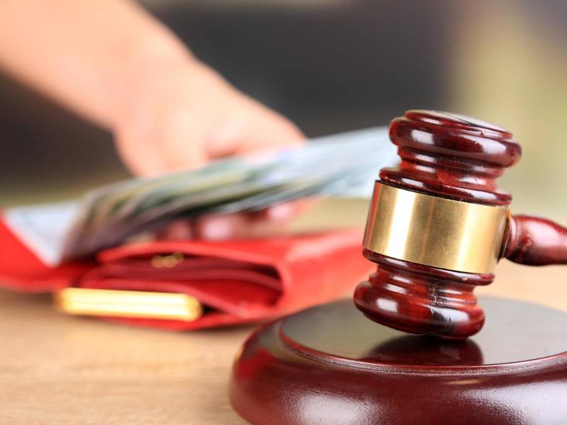 上海工伤律师视角下家装工人摔伤责任的认定与分析
