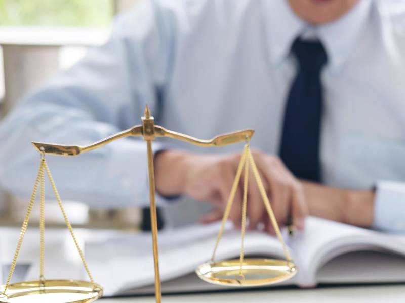 上海工伤律师视角下工地脑出血事故责任的深度剖析